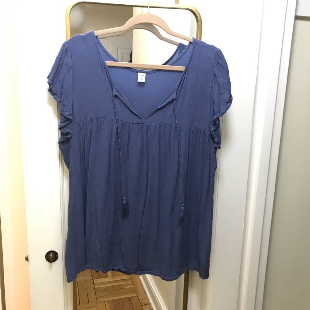 Sweet blue peasant top